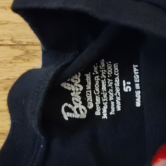 Barbie Kids T-Shirt in Black with Pink Logo SIZE 5t - Picture 2 of 3